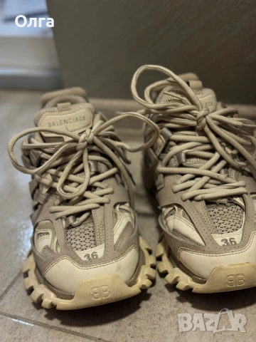 Обувка Balenciaga, снимка 2 - Дамски ежедневни обувки - 53686231