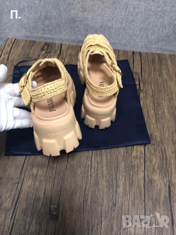 Сандали Prada 37 номер , снимка 4 - Сандали - 50633534