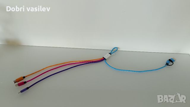 Троен кабел с накрайници за iPhone / TYPE C / microUSB, снимка 2 - USB кабели - 46419790