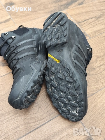 Туристически обувки Adidas Terrex, снимка 5 - Маратонки - 53932243