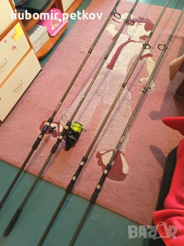 здравейте, продавам 4бр шаранджийски пръчки и 4макари към тях