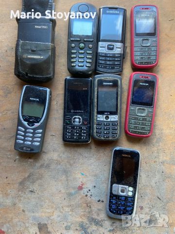 Стари мобилни телефони, снимка 2 - Антикварни и старинни предмети - 45451174