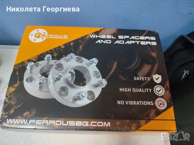 Комплект фланци и болтове 5х110