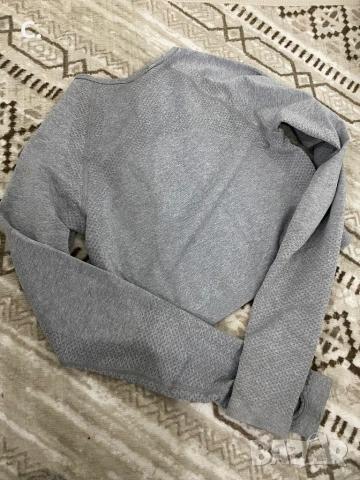 Дамска блуза, снимка 2 - Блузи с дълъг ръкав и пуловери - 53108347