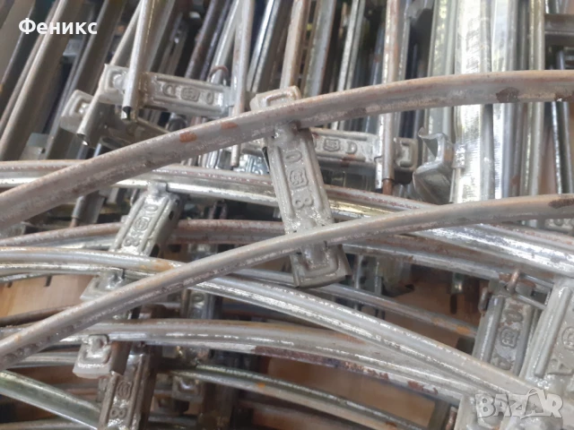 Лот части влакче конструктор метални релси писта- стара игра, снимка 7 - Антикварни и старинни предмети - 51344114