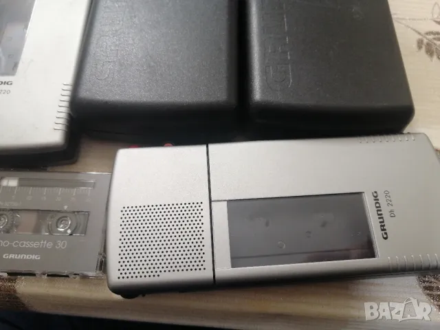 Ретро диктофони GRUNDIG, снимка 12 - Радиокасетофони, транзистори - 49610465