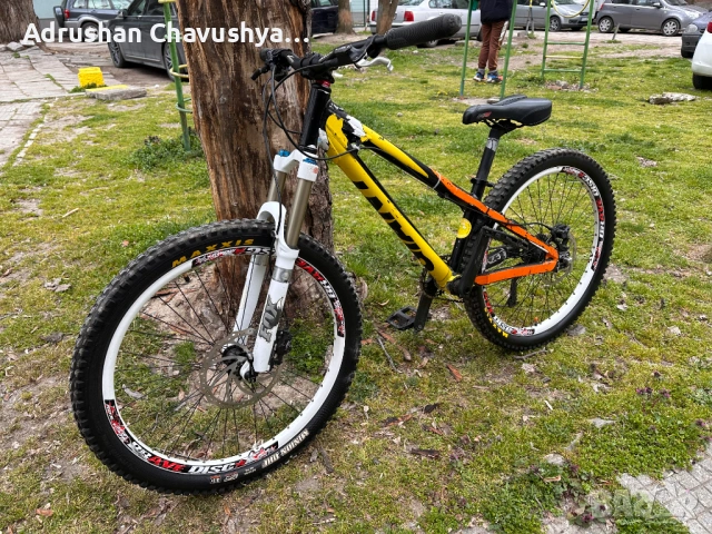 Продавам велосипед GIANT 26' 