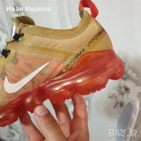 оригинални Nike Air Vapormax 2019 Gold Light номер 39-40, снимка 14 - Маратонки - 36301953