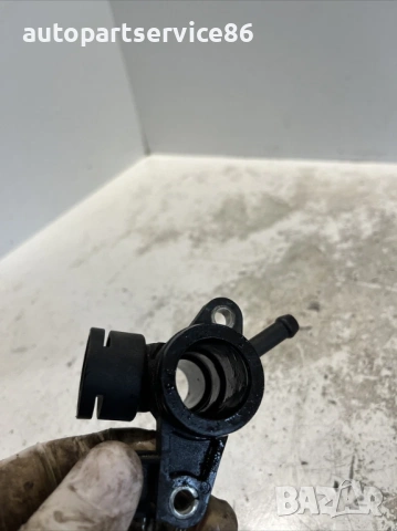 Маркуч за охлаждаща течност за Volkswagen Scirocco 2.0 Tfsi (2008) 06J121132B, снимка 3 - Части - 54164857