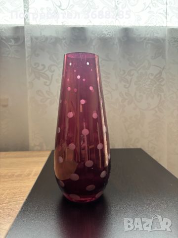 Стара стъклена ваза, снимка 1 - Вази - 45808737