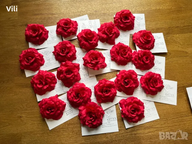 Роза на щипка за коса , снимка 2 - Аксесоари за коса - 49771829