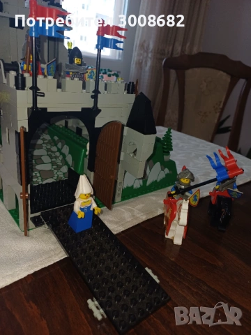 Продавам лего/lego замък, снимка 7 - Конструктори - 53810552