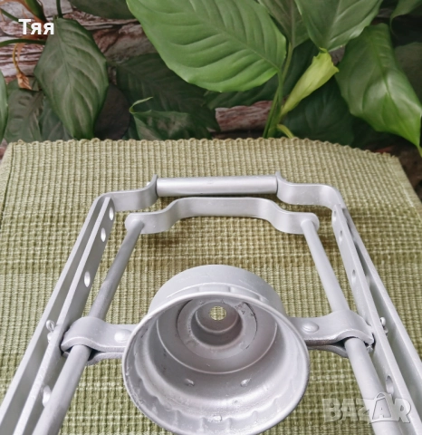 Лостова затварачка за буркани , снимка 6 - Буркани, бутилки и капачки - 52185545