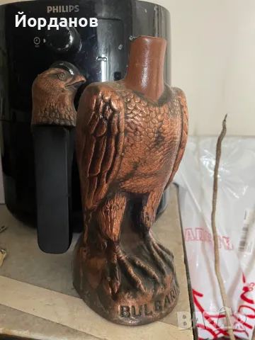 Декоративна бутилка от керамика Орел, червено вино, снимка 4 - Други - 50280462
