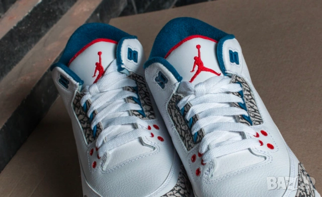 Air Jordan 3 Retro OG "True Blue" 2016год, номер 40 ,5 оригинални маратонки , снимка 8 - Маратонки - 54101965