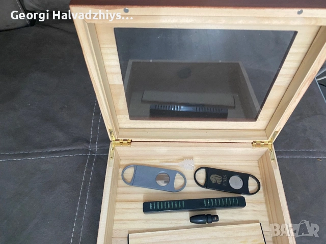 Хумидор със стъклен капак за пури, снимка 4 - Колекции - 54224814