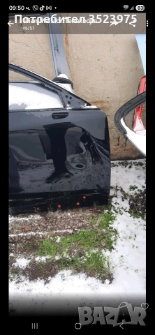 Продавам предна дясна врата за Мазда сх 30