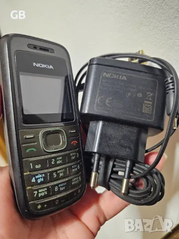 Nokia 1208 с оригинално зарядно + кожено калъфче