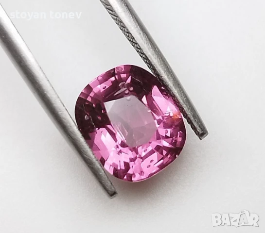 Елегантен шпинел в страхотен розов цвят 1.72кт.! Нов!, снимка 2 - Колиета, медальони, синджири - 47089410