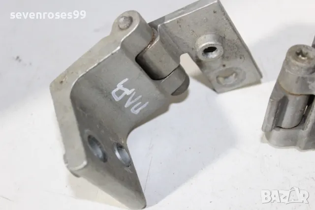 Панта врата предна лява горна долна Пежо 807 Peugeot 807 Citroen C8 Lancia Phedra, снимка 2 - Части - 50312740