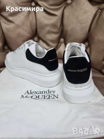 налични Alexander Mcqueen , снимка 3 - Кецове - 49442207