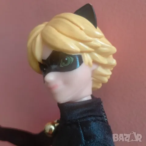 Колекционерска кукла Bandai Miraculous Tales Of Ladybug Cat Noir 11" 2016, снимка 4 - Колекции - 47096398