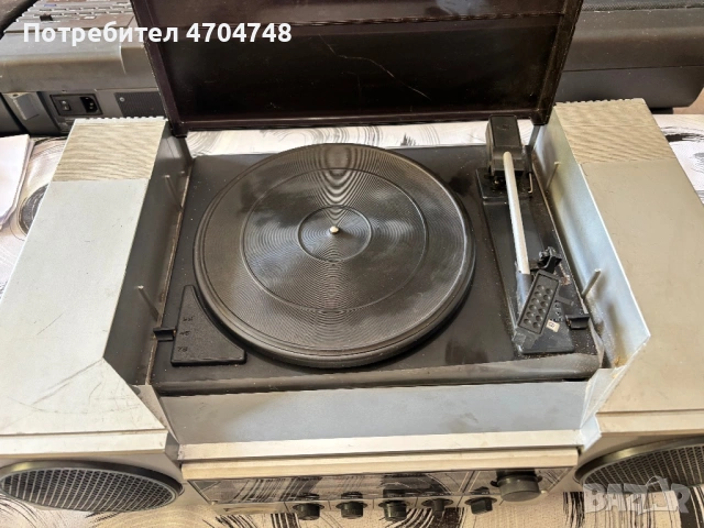 Радиола ВЕГА 300, снимка 5 - Грамофони - 53473878
