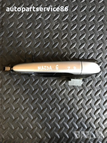 Външна дръжка за задна дясна врата сребриста за Mazda 6 2.2 дизел (2007-2011)