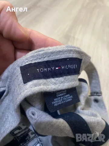 Шапка Tommy Hilfiger, снимка 3 - Шапки - 47638179