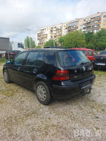 VW Golf 1.6SR, снимка 7 - Автомобили и джипове - 45434592