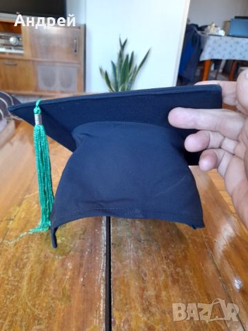 Академична шапка,Шапка за дипломиране, снимка 3 - Други ценни предмети - 45318216