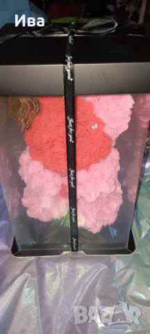 Ръчно направени мечета и сърца от фоамени рози