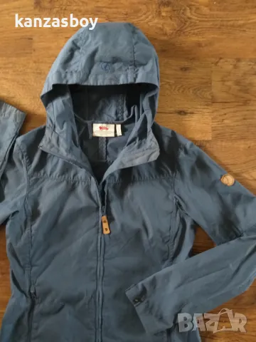 fjällräven stina jacket - страхотно дамско яке ХС, снимка 2 - Якета - 47197601