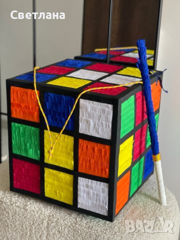 Пинята под формата на кубче на Рубик , снимка 1 - Други - 46019880