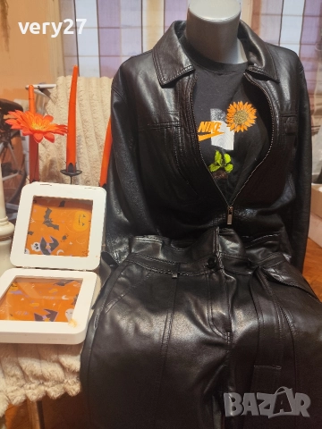 кожено яке панталон и пола