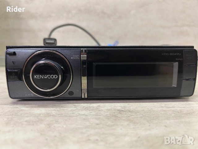 Автомобилен плеър  Kenwood kdc-6047u.
