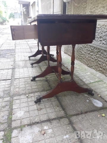 Две винтич масички от махагон със зелена кожа и златен лист, снимка 5 - Антикварни и старинни предмети - 51498142