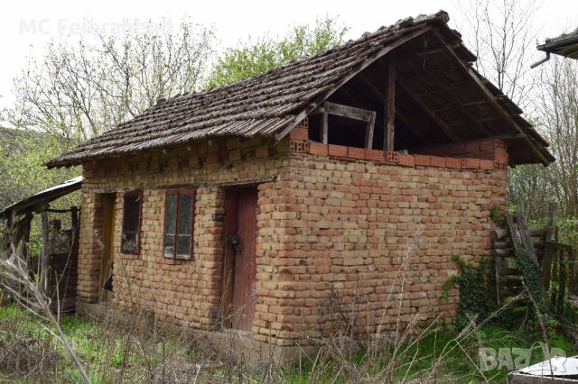 Продава се имот в с.Остров, област Враца, снимка 7 - Къщи - 46364333