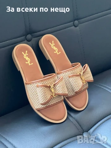 Yves Saint Laurent Дамски Бежови Чехли Код E439