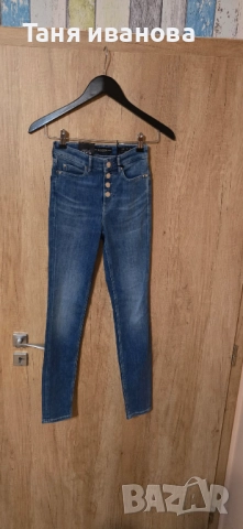 Guess xs-дамски дънки, снимка 5 - Дънки - 52286551