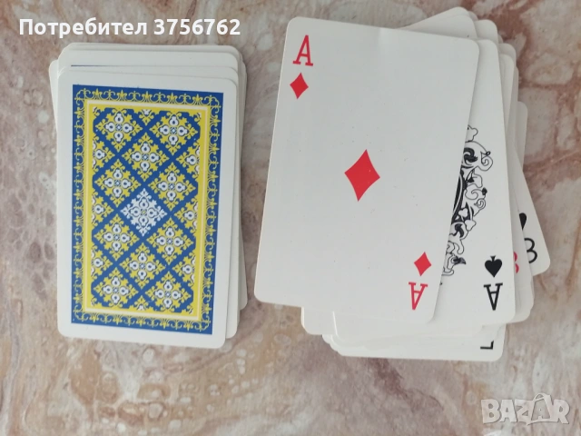 Продавам карти за игра