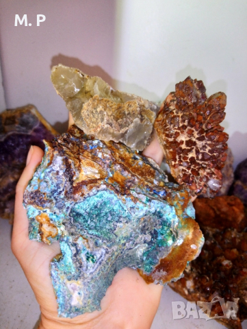 лот колекция минерали от България друза Кварц аметист кристали яспис галенит азурит ахат халцедон , снимка 11 - Колекции - 44986418