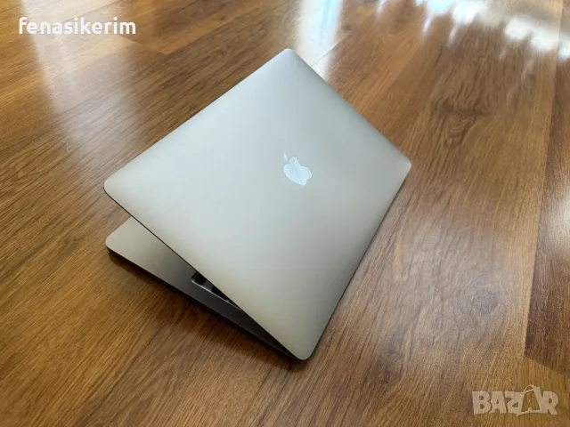 13.3' Apple MacBook Pro M1 2020 Space Grey - 8GB RAM/256GB SSD/Бат 10ч., снимка 12 - Лаптопи за работа - 49461605