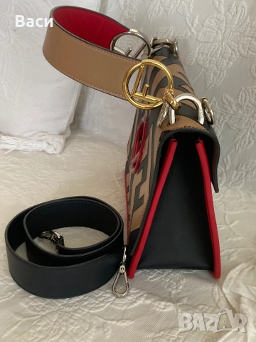 FENDI чанта естествена кожа , снимка 12 - Чанти - 51633500