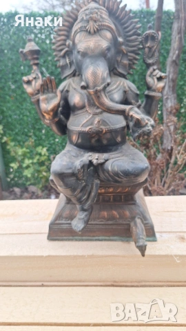 Статуя на Ганеша