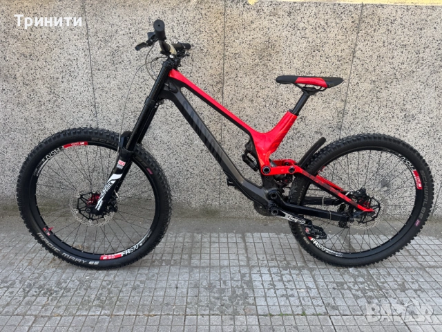 Canyon Sender CF 8.0 Carbon Donwhill/Sram X0/RockShox BoXXer Team 200mm