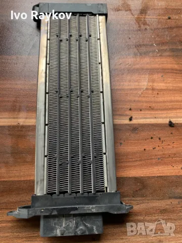 Радиатор парно за Renault Scenic 2006g, снимка 2 - Части - 49255675