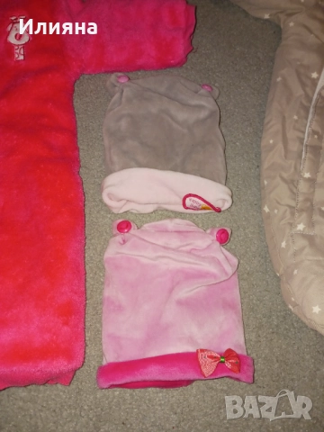Дрехи,костюмчета и шапки за момиченце, снимка 5 - Комплекти за бебе - 52878923