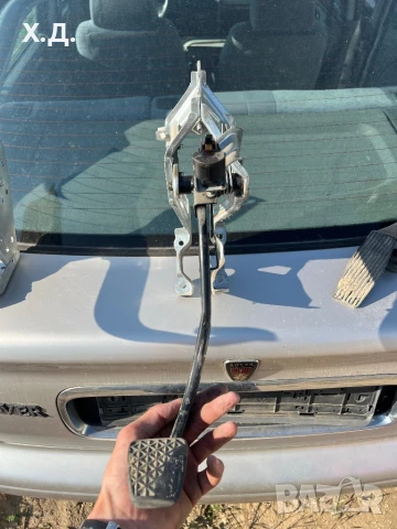 Педали съединител, спирачка,газ опел зафира 1.6 101кс , снимка 4 - Части - 50689983