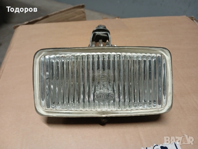 Hella ретро халоген фар